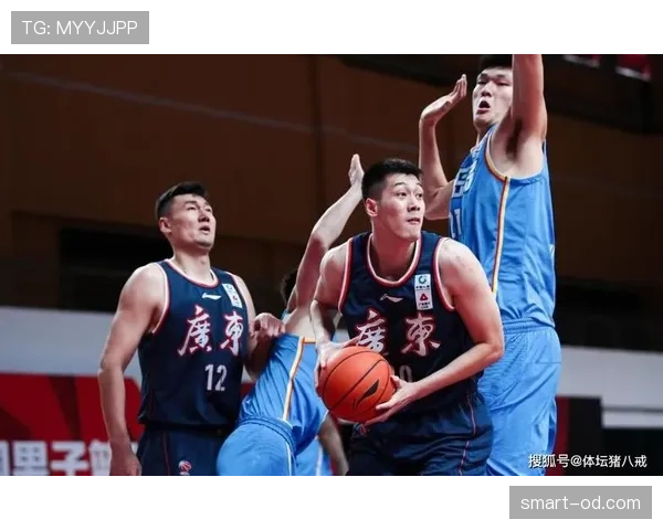 川崎前锋近期赛程安排密集，球队阵容表现呈现调整期状态